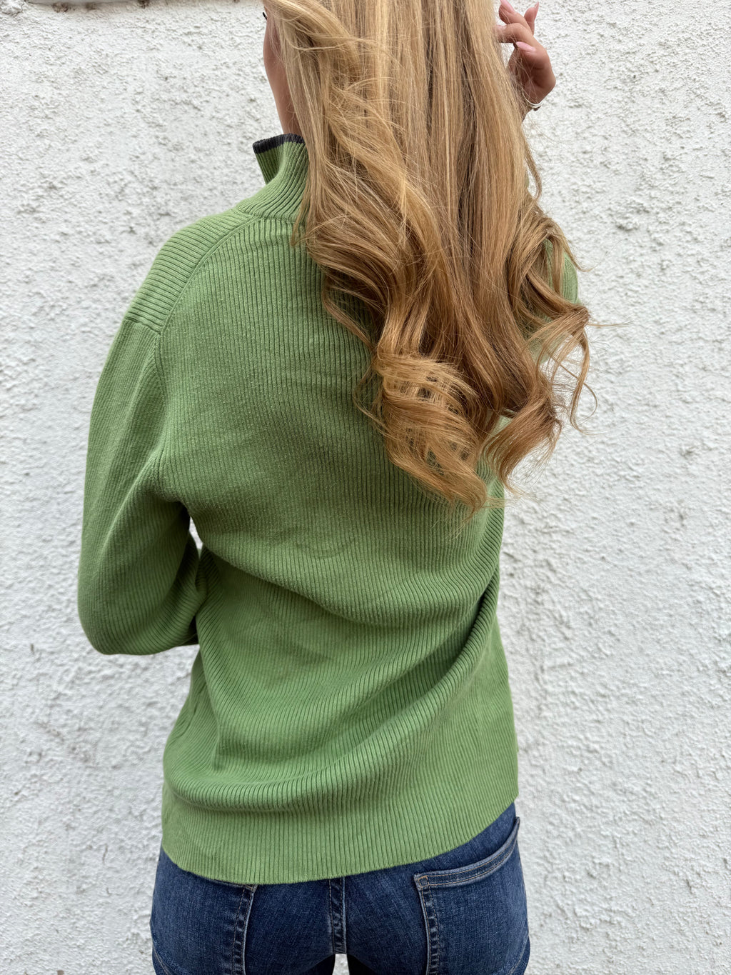 Tommy Hilfiger half zip sweater