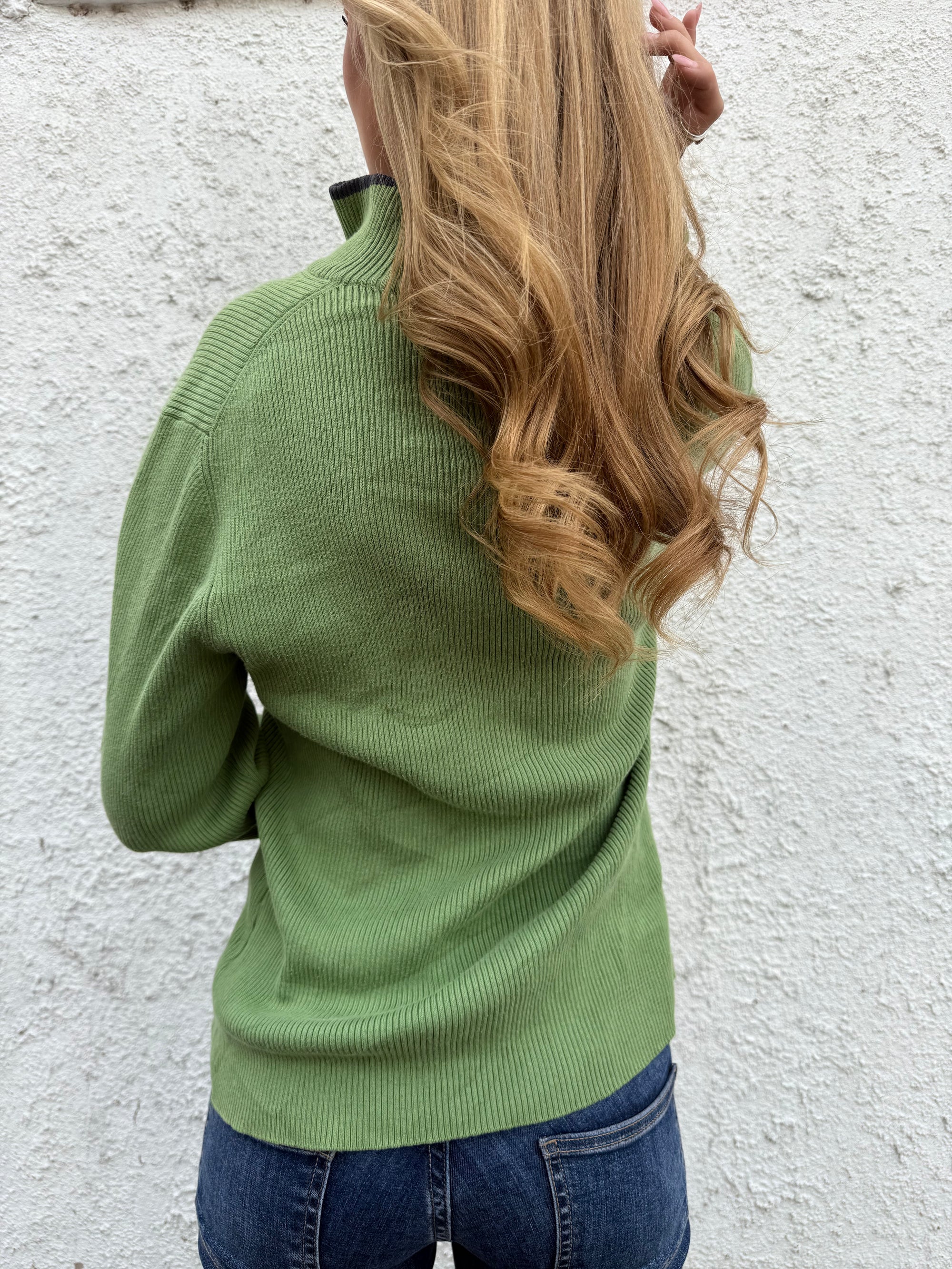 Tommy Hilfiger half zip sweater