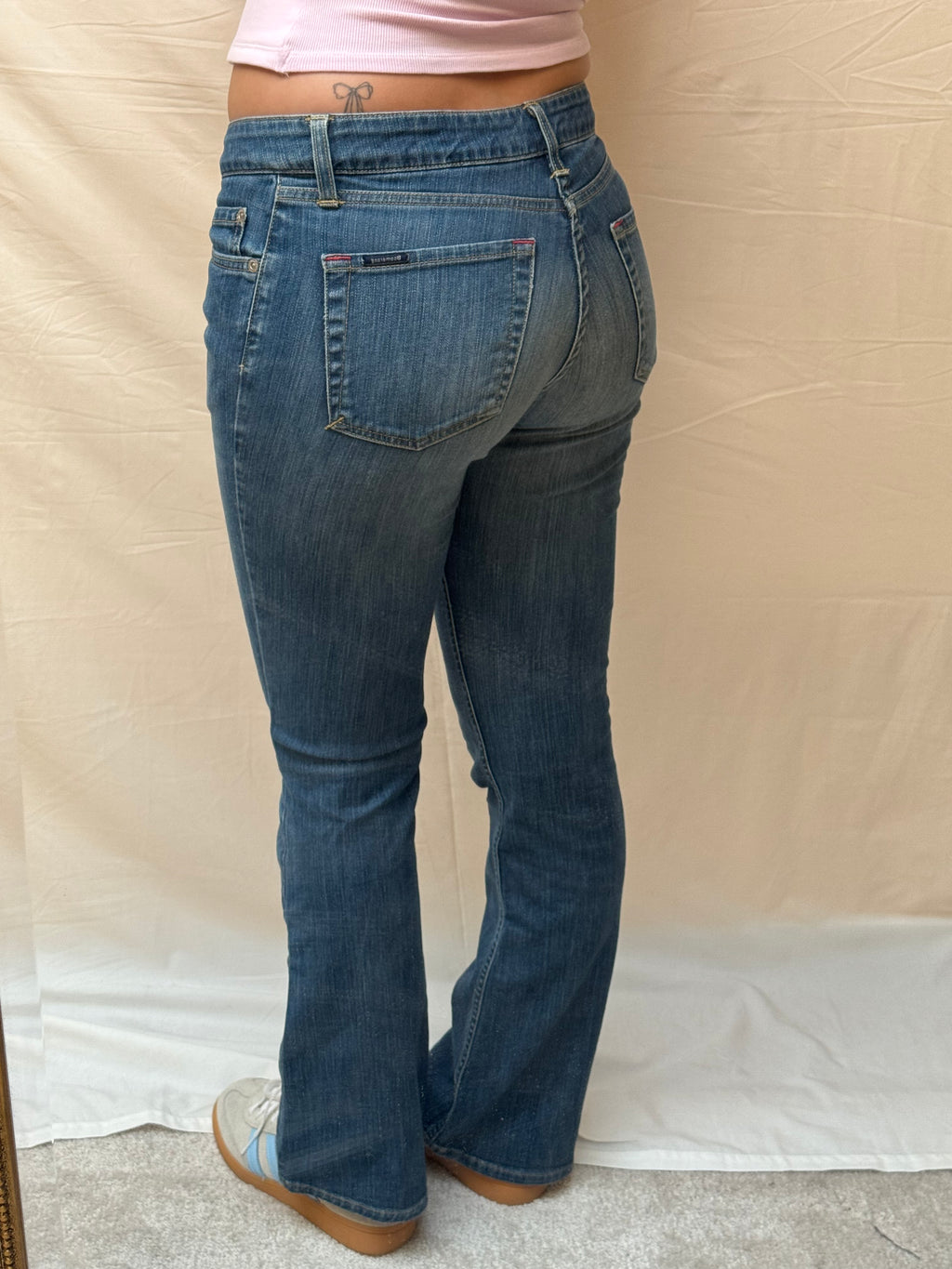 Mid waist Boomerang bootcut jeans